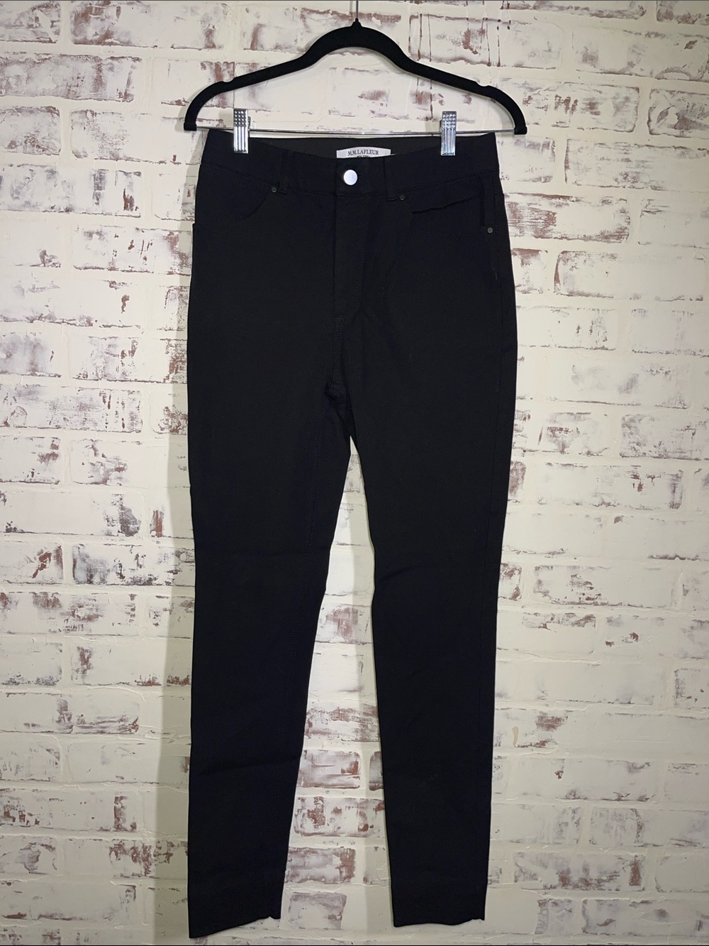 MM LaFleur New York Women's Black Skinny Jeans size 2